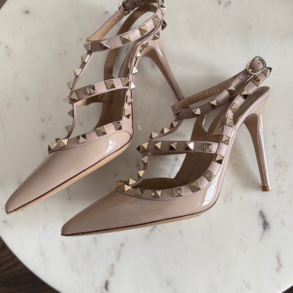 Valentino Garavani Shoes - Valentino Garavani Rockstud T-Strap Pointed Toe Pump Size 38